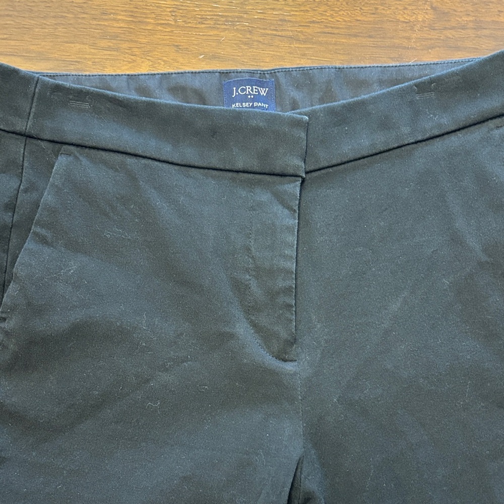 J.Crew Kelsey Pant
21” long 
Light flare to crop 
Front pockets
Classic style